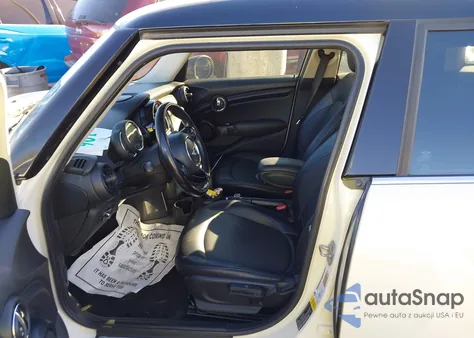 2018 Mini Hardtop Cooper z USA, uszkodzony, nr VIN WMWXU1C55J2F79895